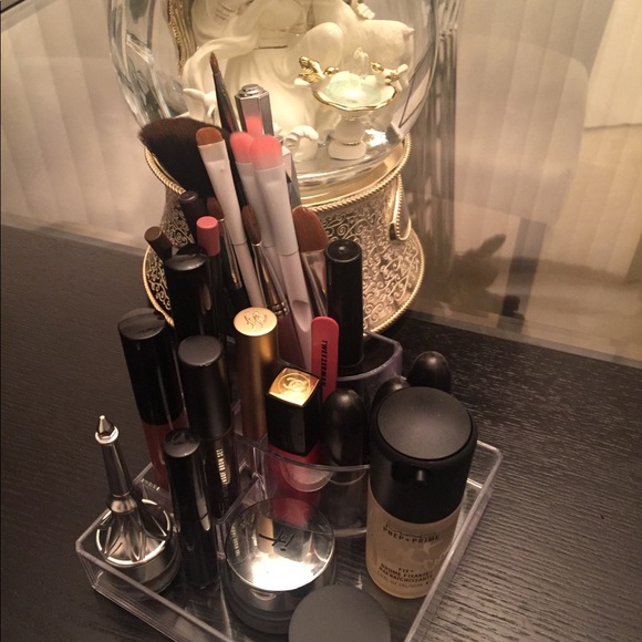 2 Make Up Organizers - Picture 4 of 7